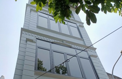 Cho thuê nhà nguyên căn ngõ ô tô Minh Khai 4 tầng, 3 ngủ, 12 Triệu vào ngay (Chùa Hưng Ký)